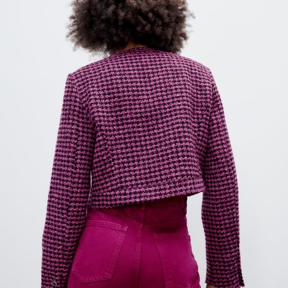 Zara Textured dark pink cropped jacket- NEW with Tags. - Picture 6 of 7
